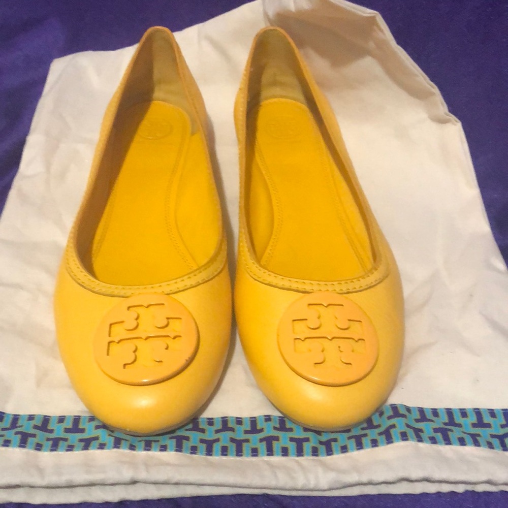 Tory Burch Yellow Flats Size 10 Gem